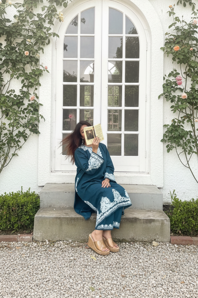 Kashmiri Woolen Phiran with Pants-Enchanting Deep Teal Blue| Winter Muse